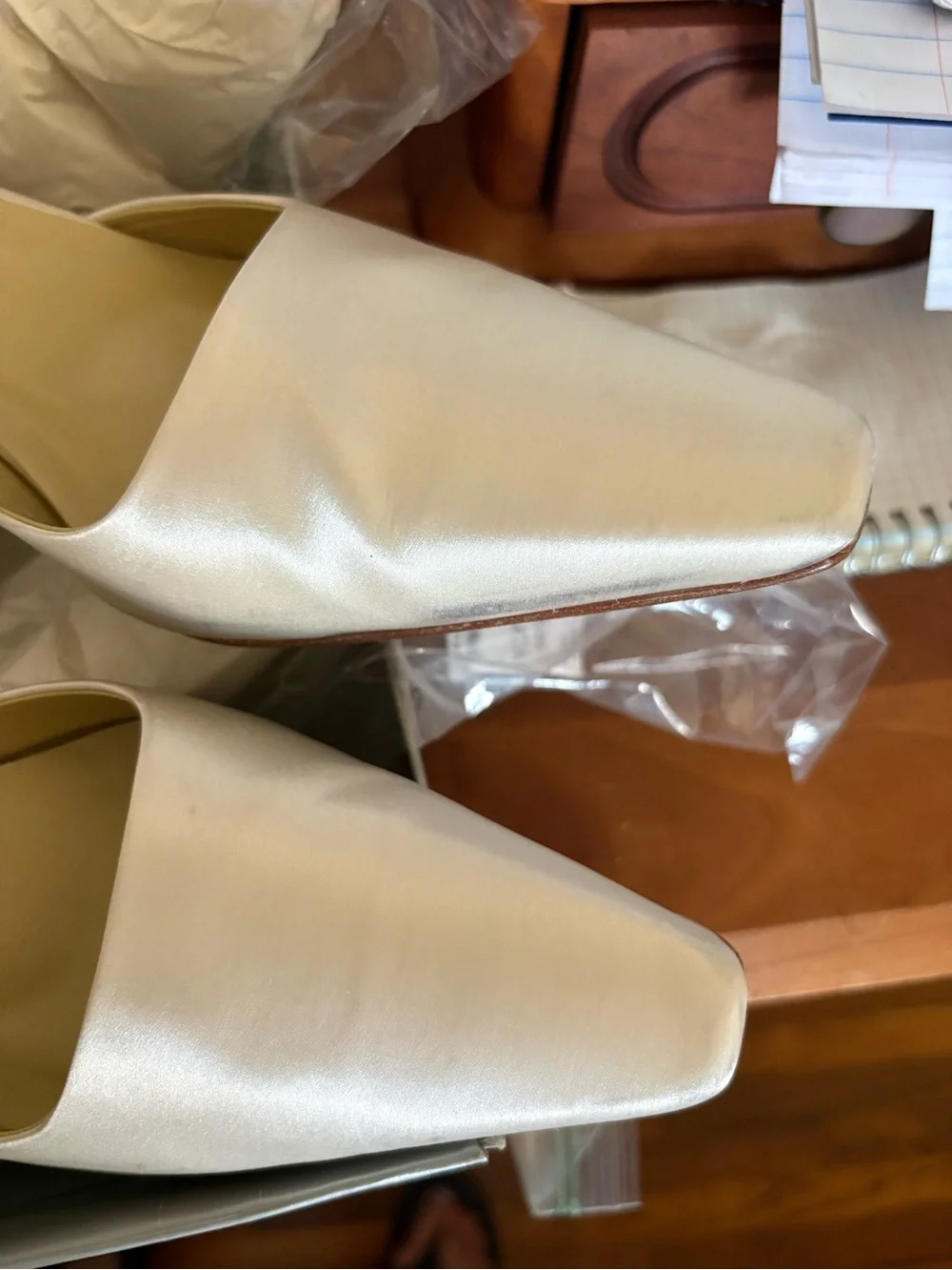 Grace Stella Silk Pointed Toe Pumps Formal Prom Bridal Wedding 9.5B Dyeable